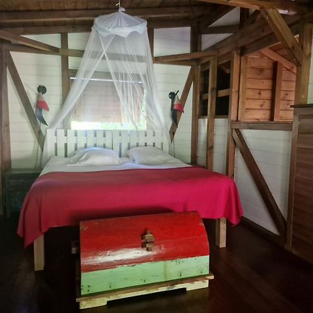 Les Bananes Vertes Ecolodges Saint-Claude Eksteriør billede