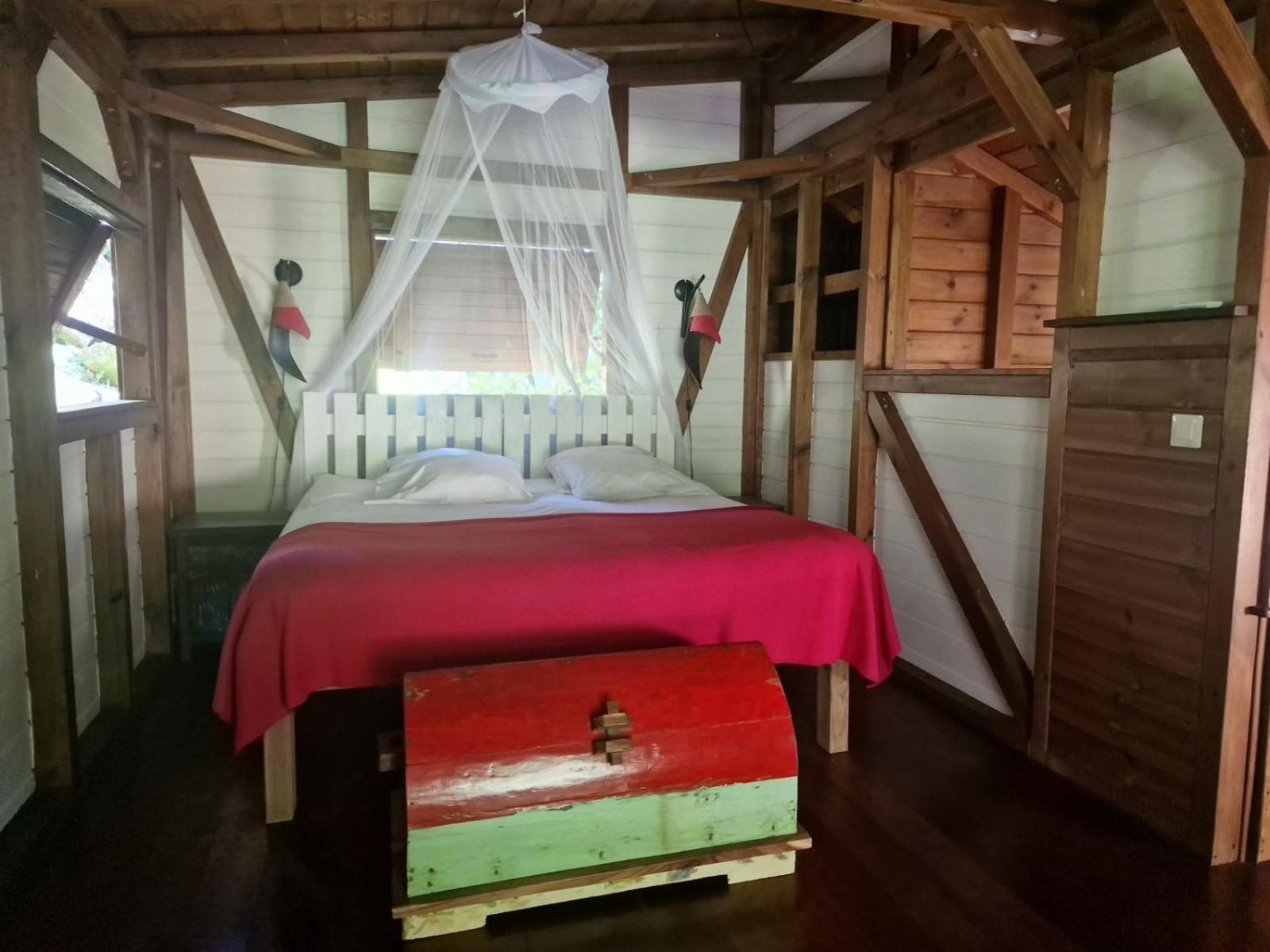 Les Bananes Vertes Ecolodges Saint-Claude Eksteriør billede